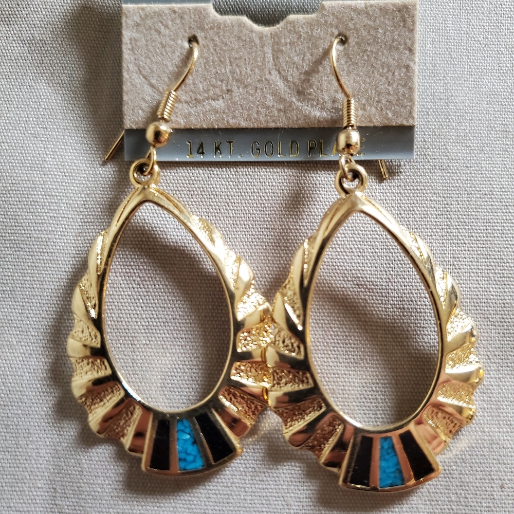 Turquoise & onyx  handmade earrings